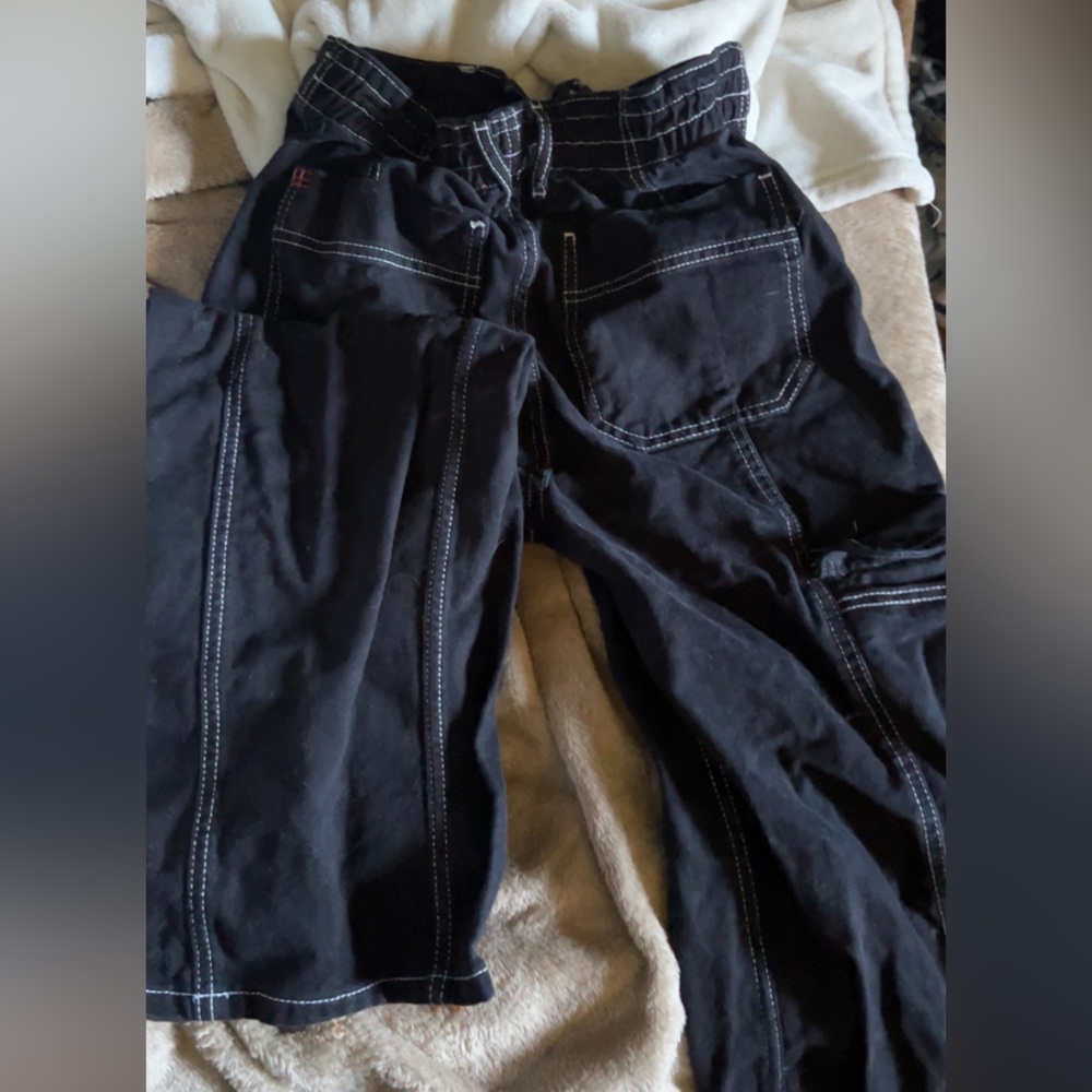 black cargo pants